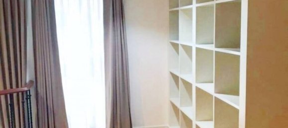 4 bedrooms Cafe / restaurant in Bangkok, Thailand No. 15151 10