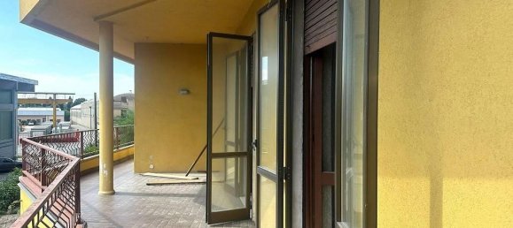 Villa de 10 habitaciónes en Mariano Comense, Italy No. 80729 3