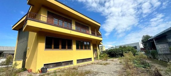 Villa de 10 habitaciónes en Mariano Comense, Italy No. 80729 5