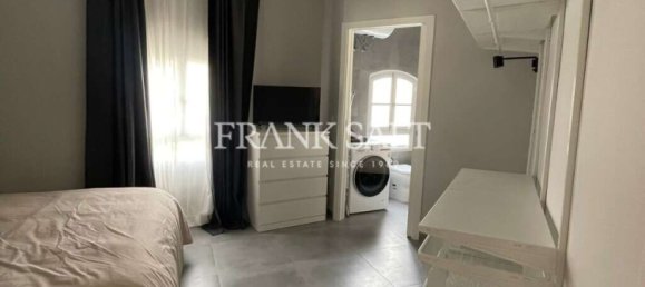 1 bedroom Penthouse in Sliema, Malta No. 10183 8