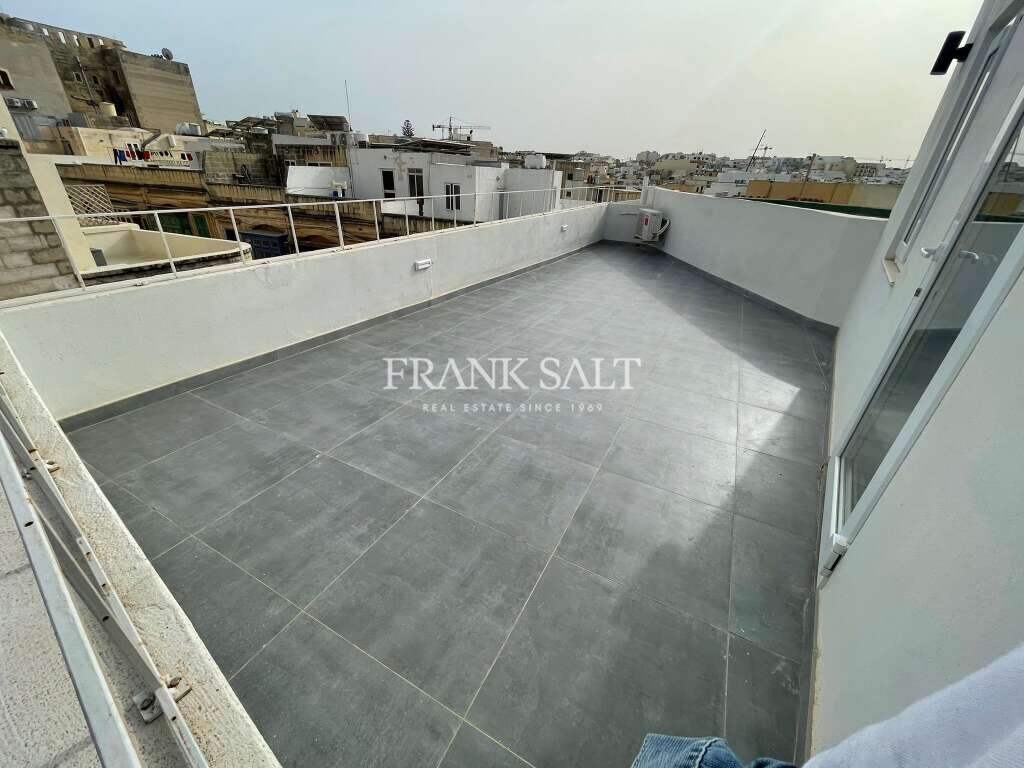 1 bedroom Penthouse in Sliema, Malta No. 10183