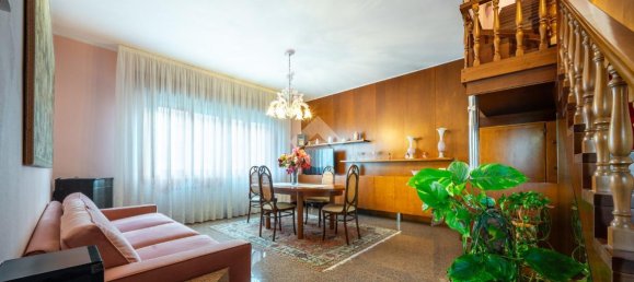 Villa de 5 habitaciónes en Carpi, Italy No. 3047 4