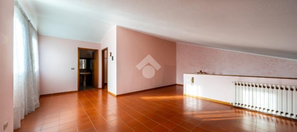 Villa de 5 habitaciónes en Carpi, Italy No. 3047 12