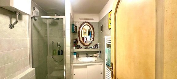 5-Zimmer Wohnung in Rome, Italy, Nr. 32733 32