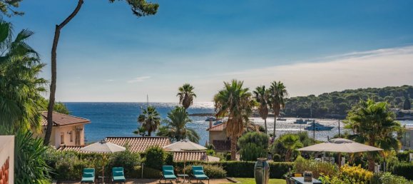 5 bedrooms Villa in Antibes, France No. 1766 2
