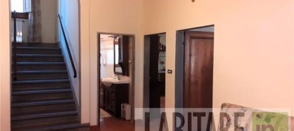 Дом с 6 комнатами в Сан Кашано ин Валь ди Пеза, Италия № 29200 3