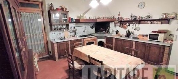 Дом с 6 комнатами в Сан Кашано ин Валь ди Пеза, Италия № 29200 5