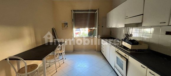 3 bedrooms Apartment in Naples, Italy No. 209655 5