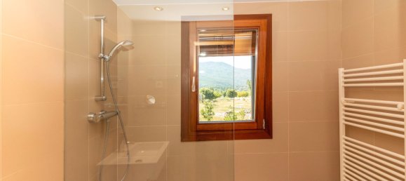 Moradia em banda T1 em Huesca, Spain N.º 141584 2