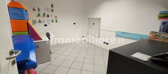 4غرفة مكتب في Villa Guardia, Italy رقم 199365 11