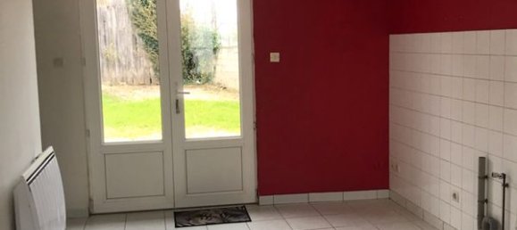 2 bedrooms House in Sarthe, France No. 291484 2