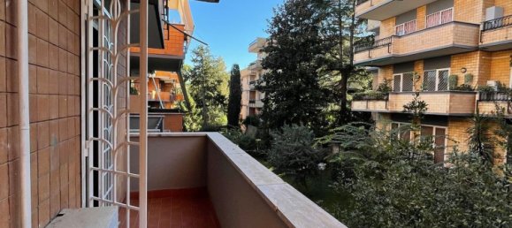 4 rooms Apartment in Rome, Italy No. 186303 27