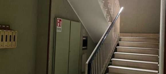 4 rooms Apartment in Rome, Italy No. 186303 3