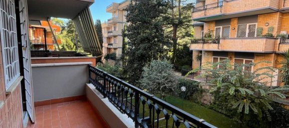 4 rooms Apartment in Rome, Italy No. 186303 14