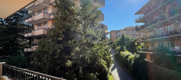 4 rooms Apartment in Rome, Italy No. 186303 60