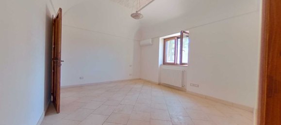 Дом с 9 комнатами в Чистернино, Италия № 124846 12