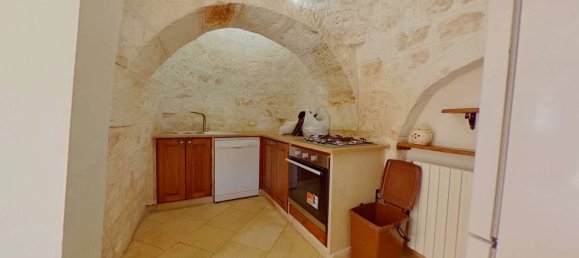 Дом с 9 комнатами в Чистернино, Италия № 124846 34