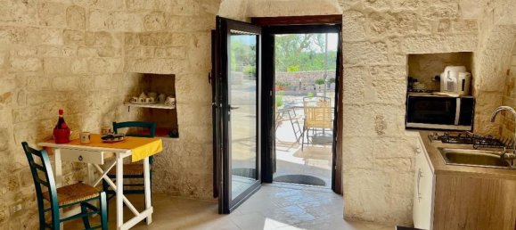 Дом с 9 комнатами в Чистернино, Италия № 124846 49