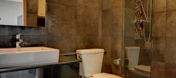 Кондоминиум  в Клонг Тоэй, Таиланд № 67203 5