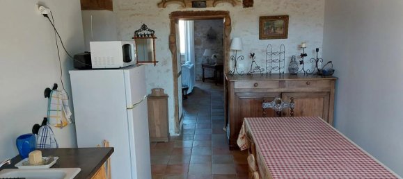 Casa de 2 dormitorios en Ruffec, France No. 108035 5