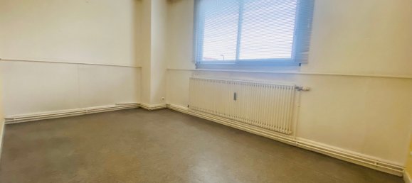 3 bedrooms Apartment in Vandoeuvre-les-Nancy, France No. 228792 5