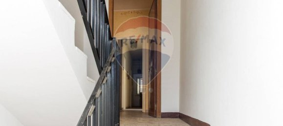 3 bedrooms Apartment in Valverde, Italy No. 328002 8