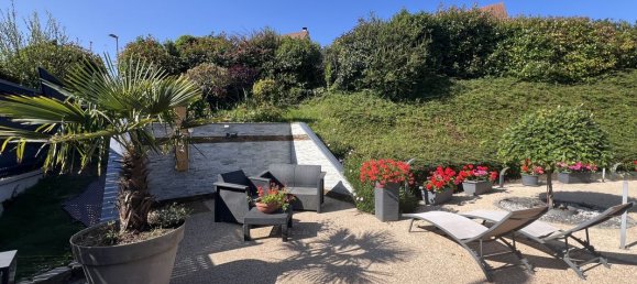 3 bedrooms House in Fecamp, France No. 357317 2