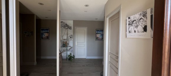 3 bedrooms House in Fecamp, France No. 357317 7