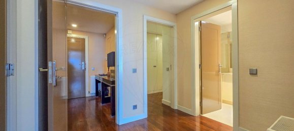 4 chambres Duplex à Porto, Portugal No. 81937 9