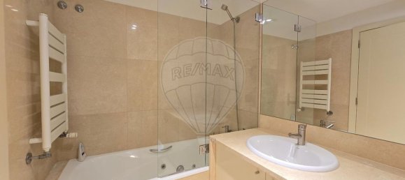 4 chambres Duplex à Porto, Portugal No. 81937 40