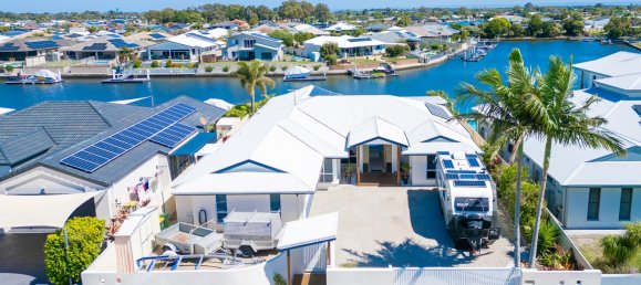 5 chambres Maison à Bongaree, Australia No. 853 4