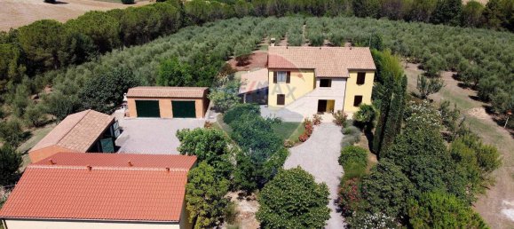 6 bedrooms House in Morrovalle, Italy No. 319890 7