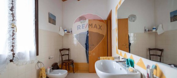 6 bedrooms House in Morrovalle, Italy No. 319890 35