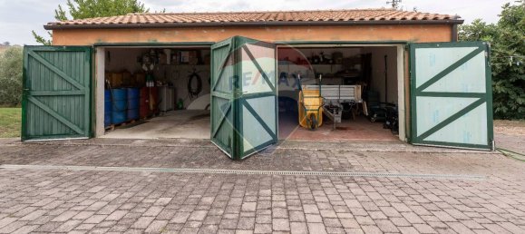 6 bedrooms House in Morrovalle, Italy No. 319890 44