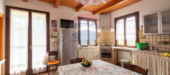 6 bedrooms House in Morrovalle, Italy No. 319890 24