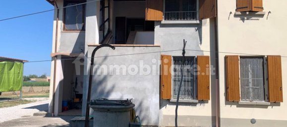 3 bedrooms House in Molinella, Italy No. 296826 6