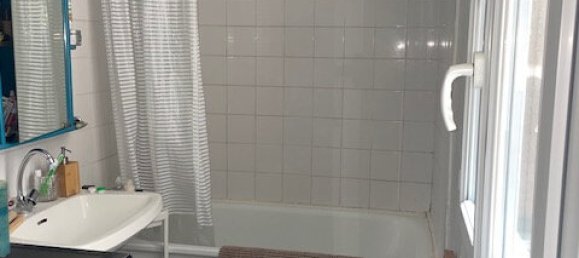 1 bedroom Apartment in Bordeaux, France No. 357977 4