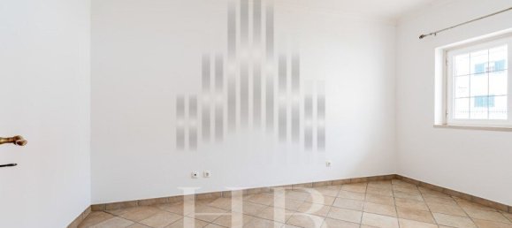 4 bedrooms Villa in Sintra, Portugal No. 102365 10