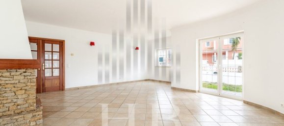 4 bedrooms Villa in Sintra, Portugal No. 102365 16