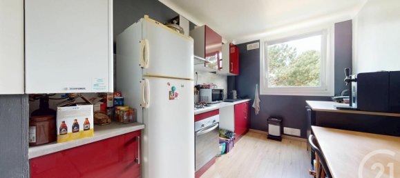 1 bedroom Apartment in Nantes, France No. 303585 4