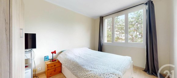 1 bedroom Apartment in Nantes, France No. 303585 5