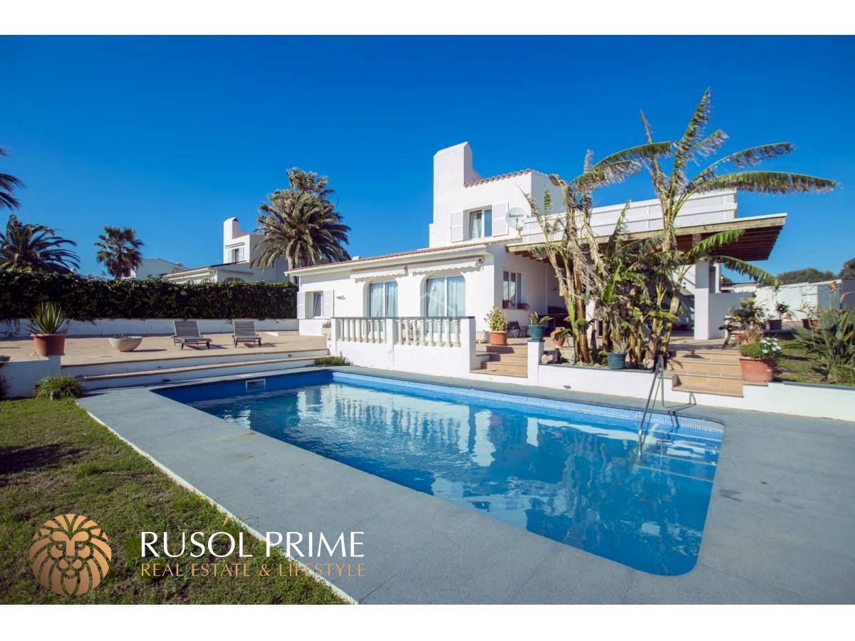 4 bedrooms Villa in Sant Lluis, Spain No. 1445