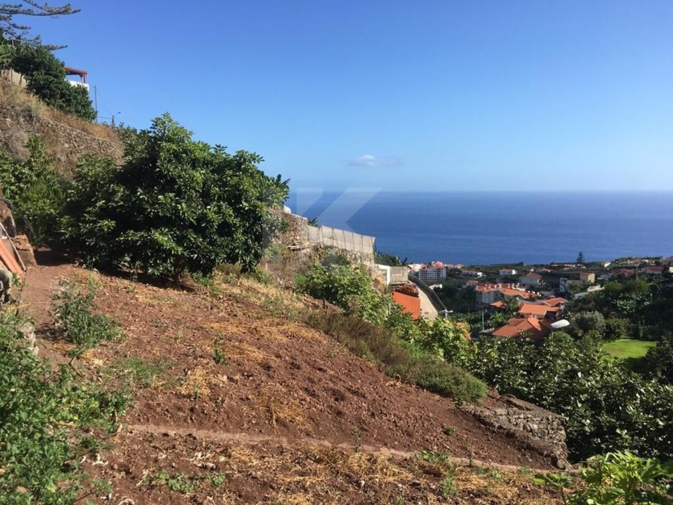 718m² Land in Camara de Lobos, Portugal No. 184473