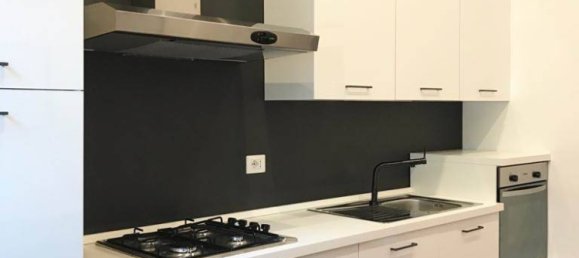 1 bedroom Apartment in Milan, Italy No. 265493 9