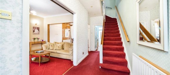 4 bedrooms House in London, United Kingdom No. 12909 10