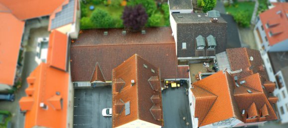 Здание с 28 комнатами в Вюрцбург, Германия № 77758 2