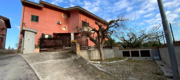 6 rooms Villa in Sant'Omero, Italy No. 36730 3