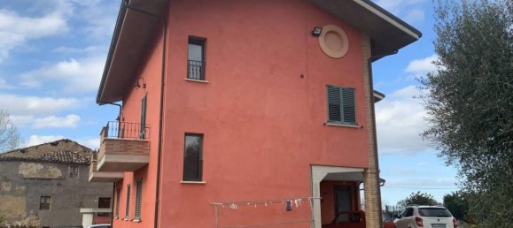 6 rooms Villa in Sant'Omero, Italy No. 36730 12