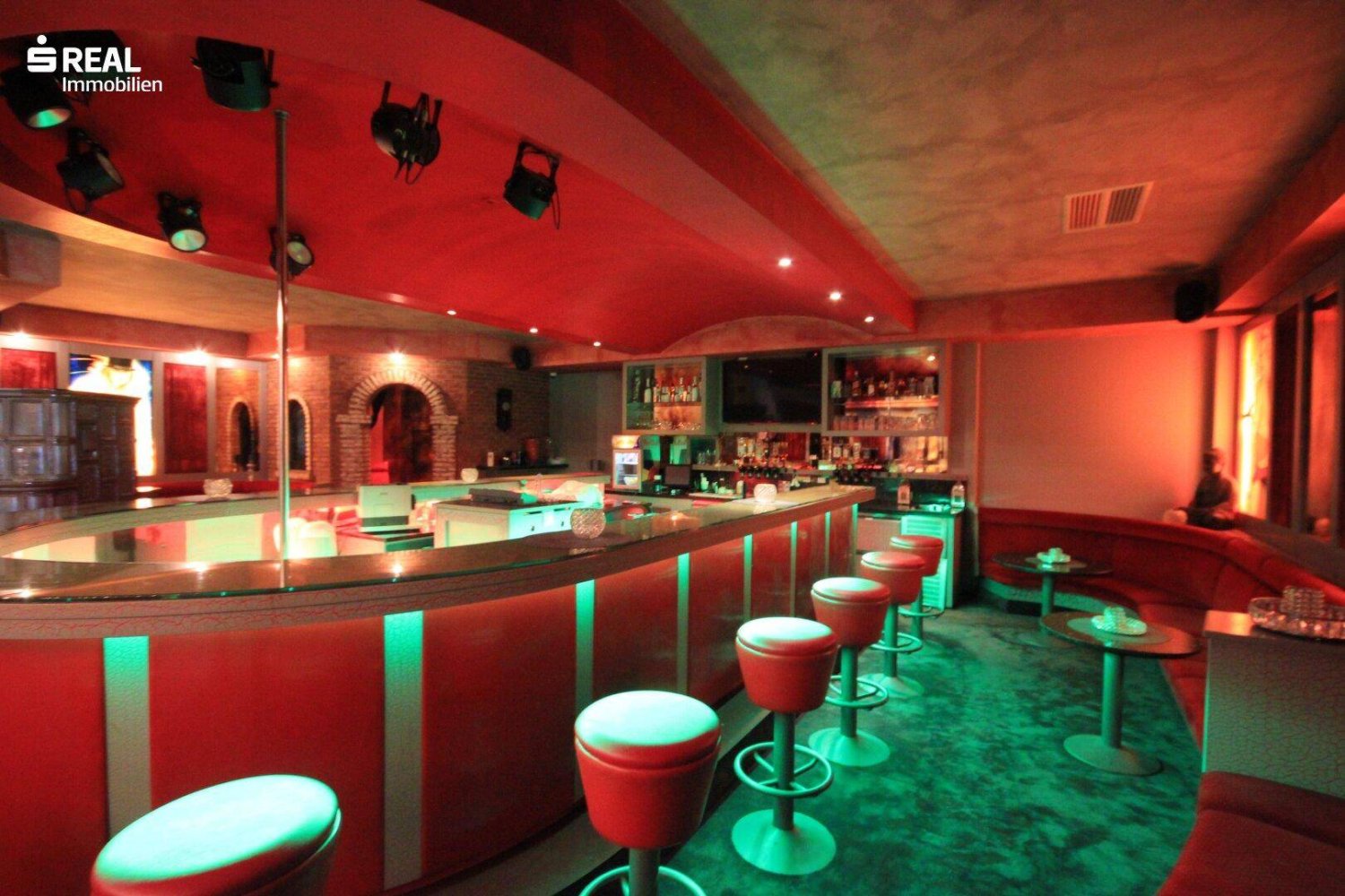 Gewerbliche Immobilie in Neusiedl am See, Austria 335m², Nr. 117301