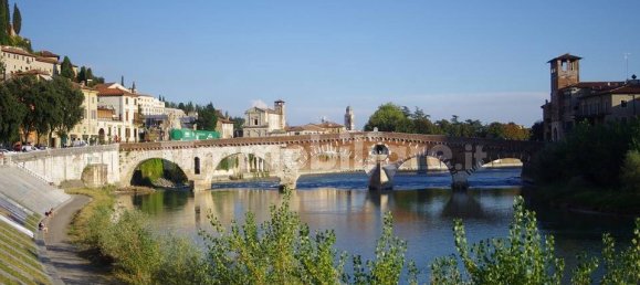 2 rooms Commercial property in Verona, Italy No. 201998 37